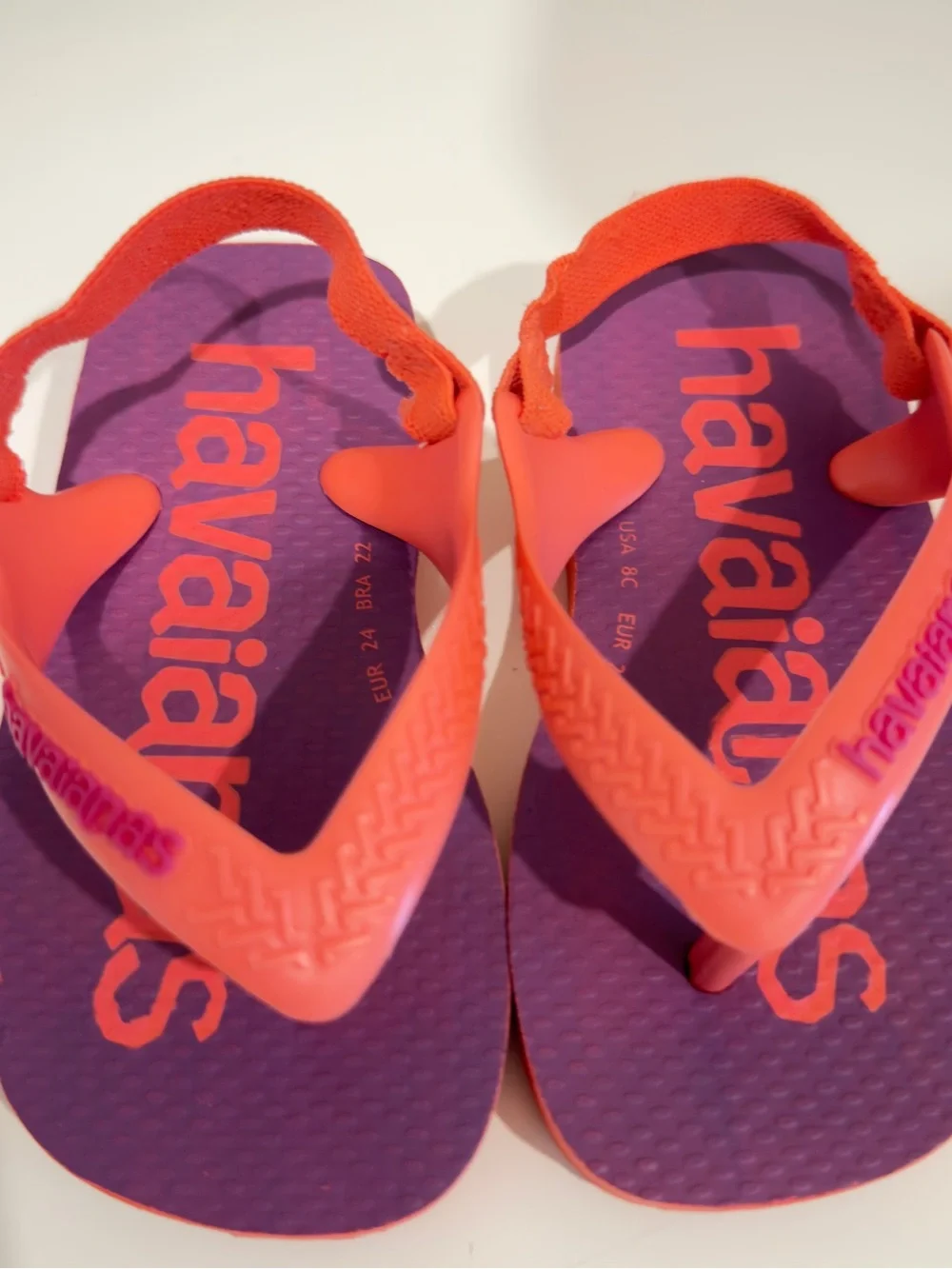 Havaianas Kids Flip Flops in Purple and Coral